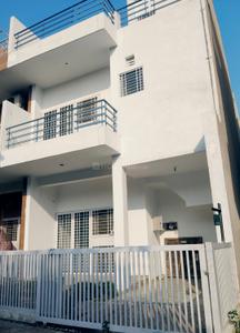 Image of 1742 Sq.ft 3 BHK Villa for rent in Paramount Golfforeste Villas, Surajpur, Greater Noida for Rs. 25000