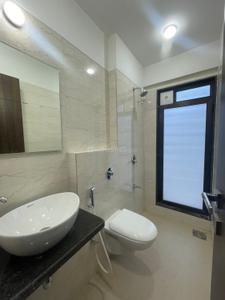 Bathroom Image of 725 Sq.ft 2 BHK Apartment / Flat for sale in Platinum Prive, Andheri West Mumbai for Rs. 22000000