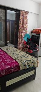 Bedroom Image of 1000 Sq.ft 2 BHK Apartment / Flat for rent in Roongta Shree Tirumala Omkar Apartment, Gangapur Nashik for Rs. 16000