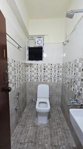 Bathroom Image of 1250 Sq.ft 2 BHK Apartment / Flat for rent in Madhapur Hyderabad for Rs. 45001