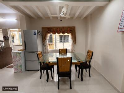 Image of 2000 Sq.ft 3 BHK Penthouse for sale in  Gangotri Apartments, Vastrapur, Ahmedabad for Rs. 9500000