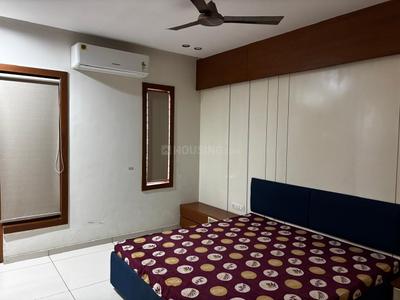 Bedroom Image of 3500 Sq.ft 5 BHK Villa for rent in Ahmedabad Cantonment Ahmedabad for Rs. 62000