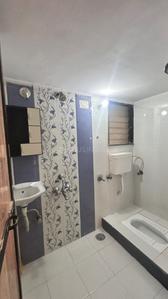 Bathroom Image of 945 Sq.ft 2 BHK Apartment / Flat for rent in Thakurli Thane for Rs. 20000
