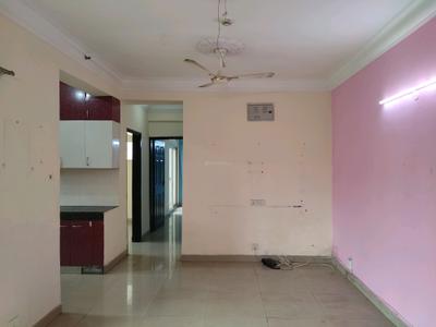 Living Room Image of 1240 Sq.ft 2.5 BHK Apartment / Flat for sale in Paramount Floraville, Sector 137 Noida for Rs. 13200000