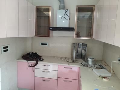 Kitchen Image of 750 Sq.ft 2 BHK Builder Floor for rent in Preet Vihar New Delhi for Rs. 20000