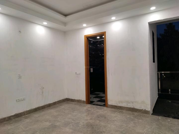 3 BHK 1350 Sqft Independent Floor for sale at Ghitorni, New Delhi
