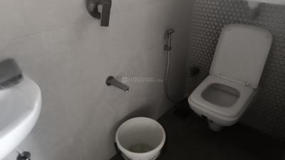 Bathroom Image of 670 Sq.ft 1 BHK Apartment / Flat for sale in Bhoomi Samarth, Goregaon East Mumbai for Rs. 11000000