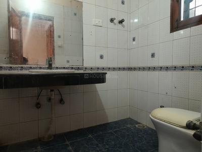 Image of 2000 Sq.ft 3 BHK Independent House for rent in Sector 41, Noida for Rs. 36000