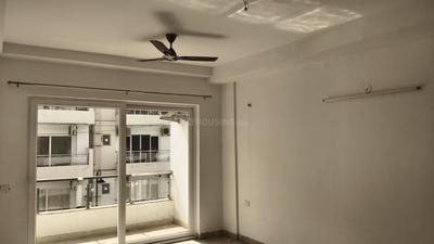Living Room Image of 2800 Sq.ft 4 BHK Builder Floor for sale in SS Linden Residential Floors, Sector 84 Gurgaon for Rs. 29500000