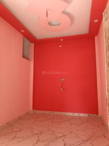 Bedroom Image of 1200 Sq.ft 3 BHK Builder Floor for rent in Mohmmadpur Majara Lucknow for Rs. 15000