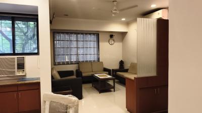 Living Room Image of 950 Sq.ft 2 BHK Apartment / Flat for sale in Apeksha CHS, Andheri West Mumbai for Rs. 35000000
