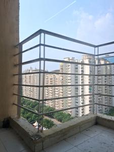 Bedroom One Image of 925 Sq.ft 2 BHK Apartment / Flat for sale in Paras Tierea, Sector 137 Noida for Rs. 8000000