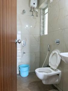 Common Bathroom Image of 450 Sq.ft 1 BHK Apartment / Flat for rent in Raunak Bliss, Kasarvadavali Thane for Rs. 27500
