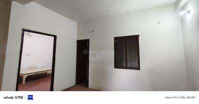 Hall Image of 700 Sq.ft 1 BHK Independent House for rent in Safedabad Lucknow for Rs. 5500