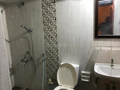 Bathroom Image of 2000 Sq.ft 4 BHK Builder Floor for sale in Alwarpet Chennai for Rs. 40000000