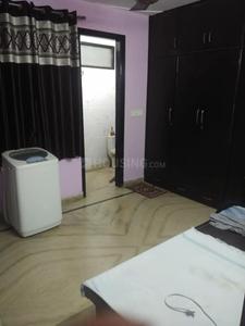 Bedroom Image of 1350 Sq.ft 3 BHK Builder Floor for rent in Mansarover Garden New Delhi for Rs. 45000