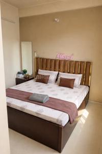 Bedroom Image of 1100 Sq.ft 2 BHK Apartment / Flat for sale in Jagatpura Jaipur for Rs. 4500000