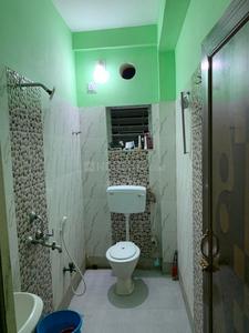 Bathroom Image of 980 Sq.ft 2 BHK Apartment / Flat for rent in Jadabpur Hooghly for Rs. 11000