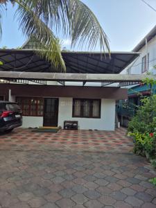 Image of 750 Sq.ft 2 BHK Independent House for rent in Ulloor, Thiruvananthapuram for Rs. 15000