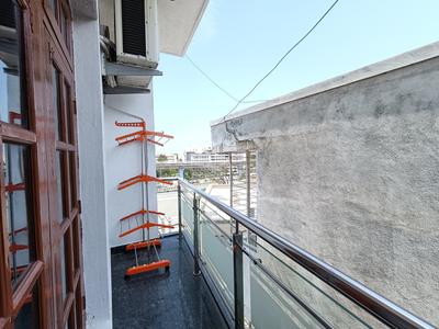 Balcony Image of 1800 Sq.ft 3 BHK Builder Floor for rent in HSR Layout Bengaluru for Rs. 95000