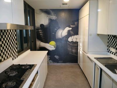 Kitchen Image of 1500 Sq.ft 3 BHK Apartment / Flat for sale in Lodha New Cuffe Parade, Sion Mumbai for Rs. 48000000