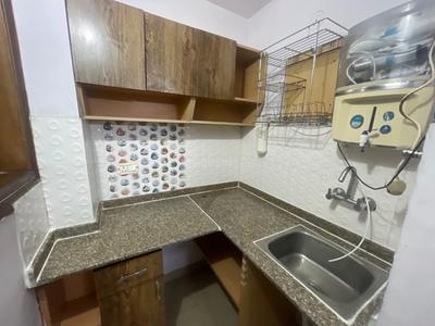 Kitchen Image of 650 Sq.ft 1 BHK Builder Floor for rent in Vipul World, Sector 48 Gurgaon for Rs. 22000