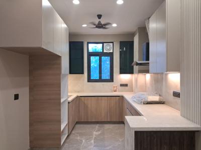 Kitchen Image of 1350 Sq.ft 3 BHK Builder Floor for sale in Paschim Vihar New Delhi for Rs. 28500000