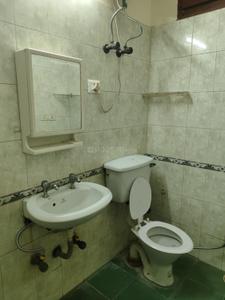 Bathroom Image of 1850 Sq.ft 3 BHK Apartment / Flat for sale in Sector 28 Noida for Rs. 29000000