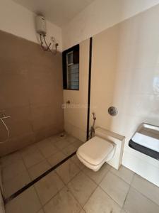 Bathroom Image of 1600 Sq.ft 3 BHK Apartment / Flat for sale in Millennium Court, Andheri West Mumbai for Rs. 43000000