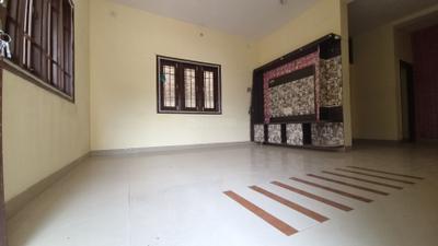 Living Room Image of 1200 Sq.ft 2 BHK Independent House for rent in Kaliyabid Bhavnagar for Rs. 12500