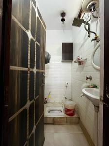 Common Bathroom Image of 370 Sq.ft 1 BHK Builder Floor for sale in Ali New Delhi for Rs. 1600000