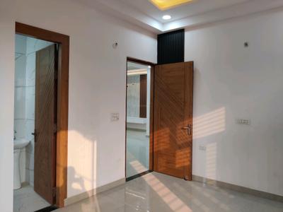 Bedroom Image of 1650 Sq.ft 3 BHK Apartment / Flat for sale in Lal Kuan Ghaziabad for Rs. 6565000