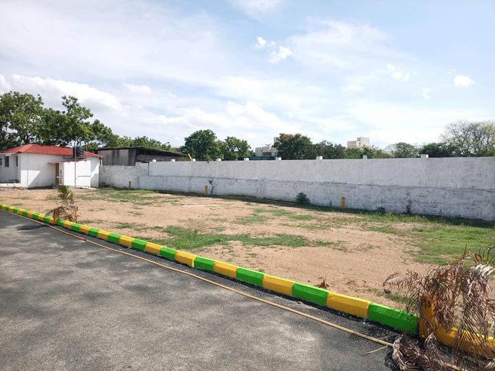 Krishna Gokulam Main Image 1