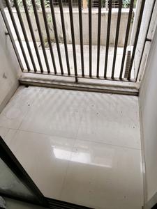 Living Room Image of 612 Sq.ft 2 BHK Apartment / Flat for rent in Vaishno Devi Circle Ahmedabad for Rs. 25000