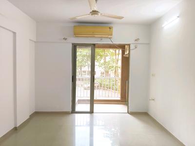 Living Room Image of 909 Sq.ft 2 BHK Apartment / Flat for rent in Lodha Casa Rio by Lodha Group, Palava Phase 1 Thane for Rs. 17000