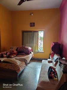 Bedroom Image of 900 Sq.ft 2 BHK Builder Floor for rent in Dunlop Kolkata for Rs. 10000