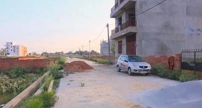 Image of 1800 Sq.ft Residential Plot / Land for sale in Sector 142, Noida for Rs. 3500000