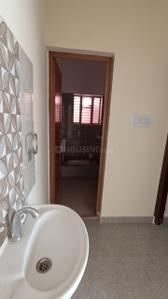 Bathroom Image of 1200 Sq.ft 2 BHK Builder Floor for rent in Gopalpur Motihari for Rs. 9000