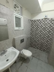 Bathroom Image of 1500 Sq.ft 2 BHK Apartment / Flat for rent in DDA Flats, Bakkarwala New Delhi for Rs. 20000