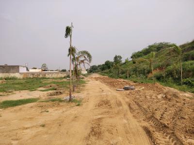 Image of 630 Sq.ft Residential Plot / Land for sale in Tilpata Karanwas, Greater Noida for Rs. 1750000