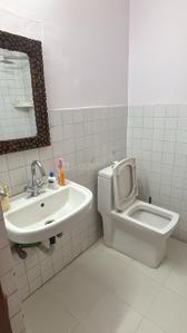 Bathroom Image of 750 Sq.ft 2 BHK Apartment / Flat for rent in CGHS Rail Vihar, Sector 15 Gurgaon for Rs. 35000