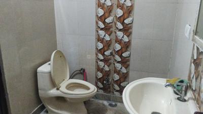 Image of 1100 Sq.ft 3 BHK Builder Floor for rent in Ramesh Nagar, New Delhi for Rs. 38000