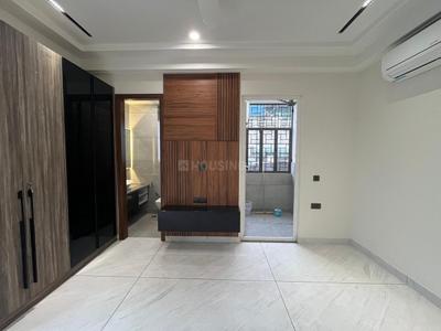 Bedroom Image of 2000 Sq.ft 4 BHK Builder Floor for rent in Janakpuri New Delhi for Rs. 74000