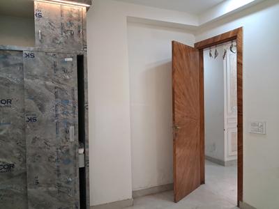 Bedroom Image of 1675 Sq.ft 3.5 BHK Apartment / Flat for sale in Sector 102 Noida for Rs. 8550000