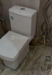 Bathroom Image of 1600 Sq.ft 3 BHK Apartment / Flat for rent in Bariatu Ranchi for Rs. 18000