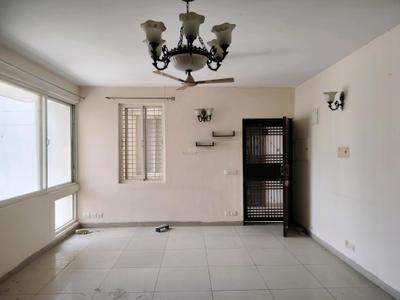 Living Room Image of 2258 Sq.ft 4 BHK Apartment / Flat for rent in Stellar Jeevan, Noida Extension Greater Noida for Rs. 32000