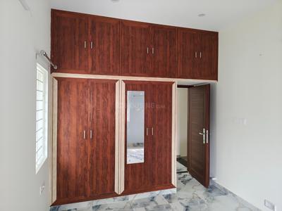 Bedroom Image of 1300 Sq.ft 2 BHK Independent House for rent in Maduravoyal Chennai for Rs. 34000
