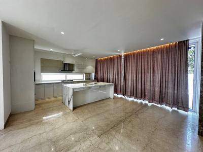 Balcony Image of 4000 Sq.ft 4 BHK Villa for rent in Injambakkam Chennai for Rs. 160000