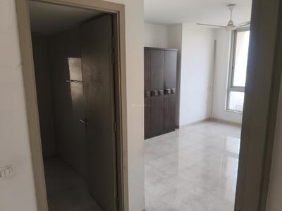 Bedroom Image of 1200 Sq.ft 3 BHK Apartment / Flat for rent in Rodas Enclave Sunrays, Hiranandani Estate Thane for Rs. 65000