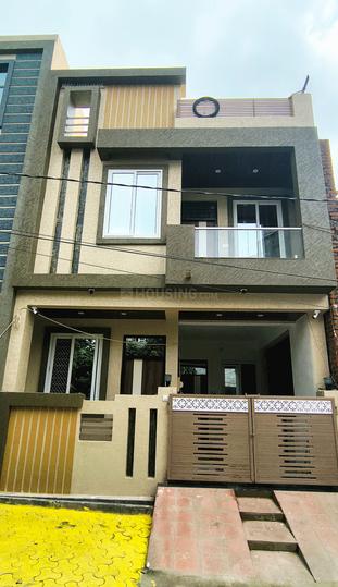Savina, Hiran Magri Main Image 1